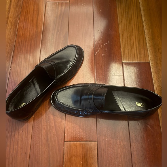 Women’s Zara loafers size 39 style 2515/610/800 - Picture 2 of 4